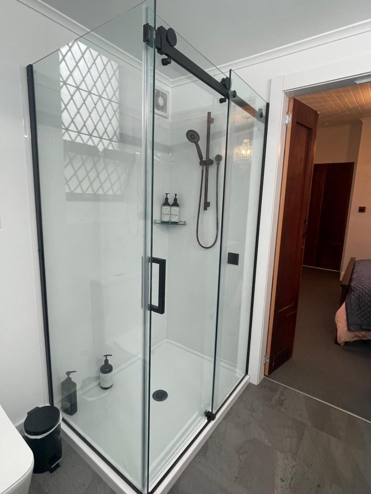 St David'S On James Luxury Apartments Dunedin Ruang foto